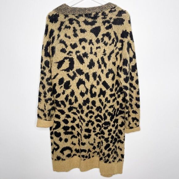 BP Bloggers Favorite Leopard Cardigan - Picture 7 of 15